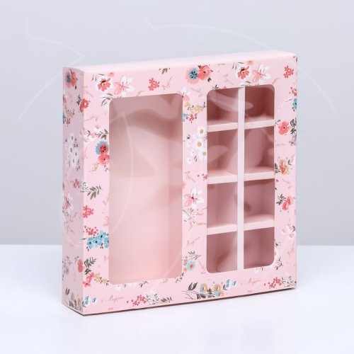 Коробка на 8 конфет и плитку шоколада с окном "Цветочное поле" 17,7х17,8х3,8 см 9803610